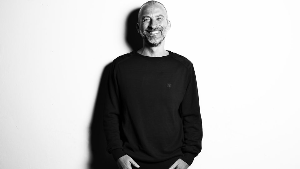 Lucas Santtana