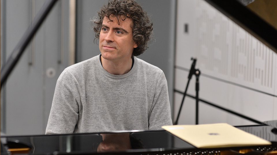 Paul Lewis