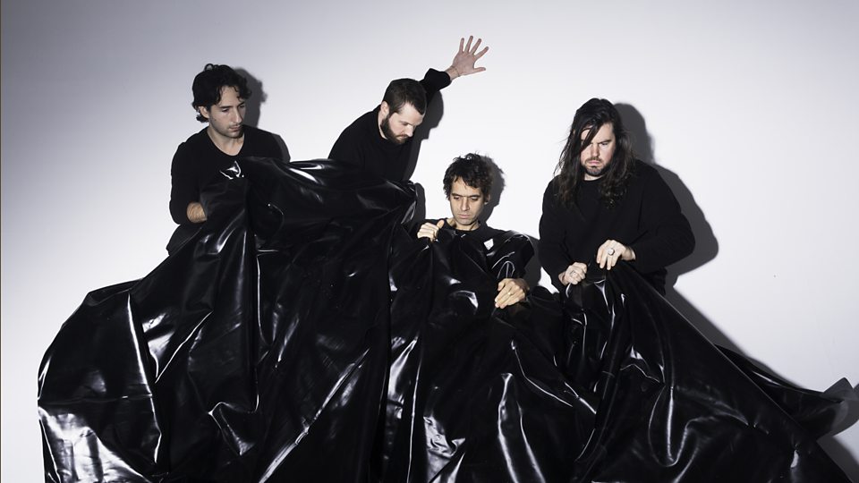 Suuns