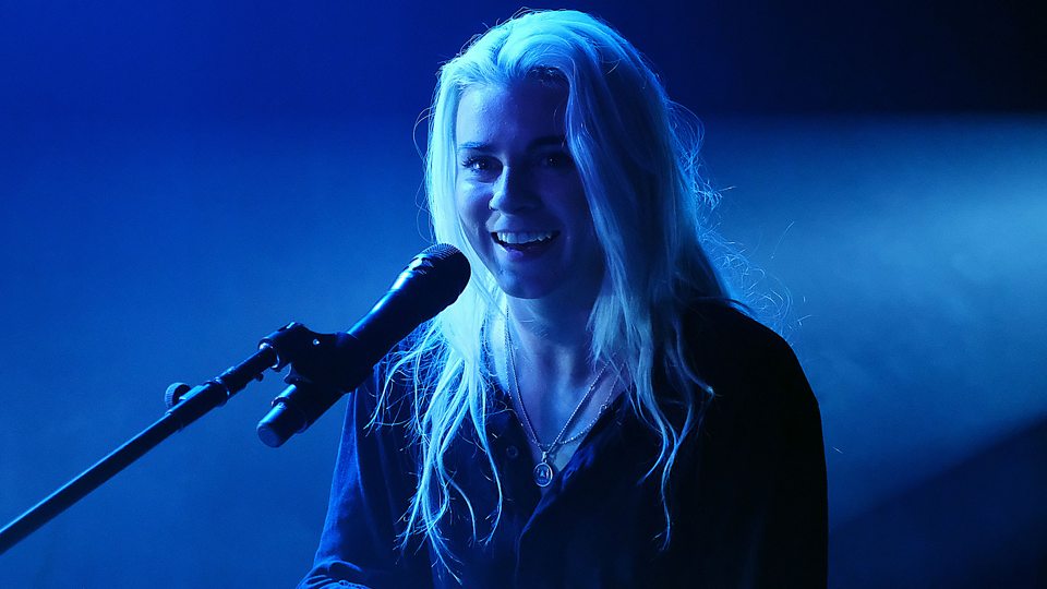 Lynn Gunn