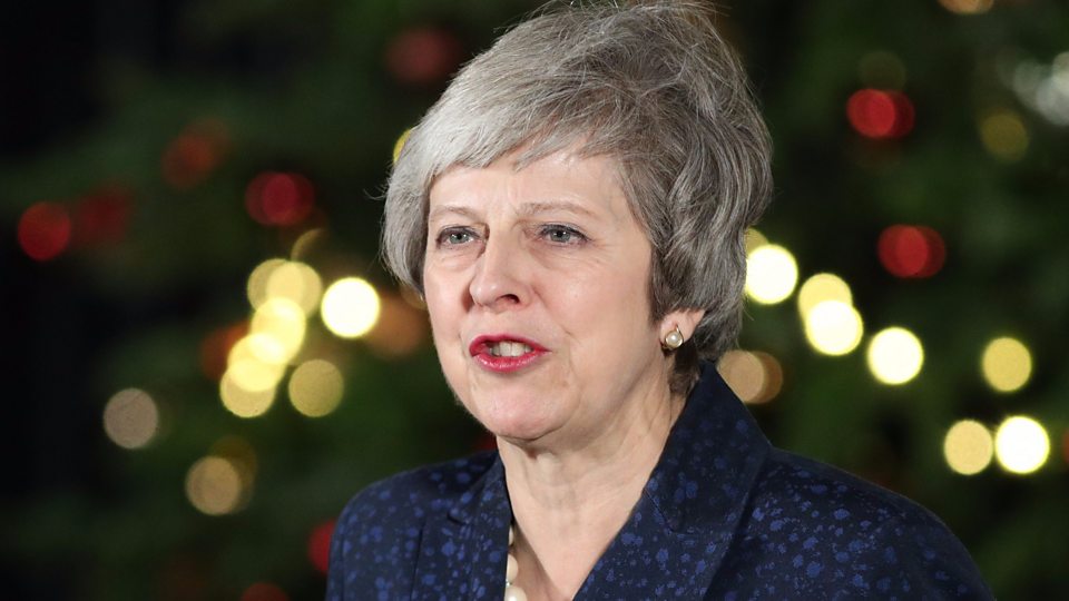 Theresa May: «Πρέπει τώρα να προχωρήσουμε με τη δουλειά της παράδοσης του Brexit»