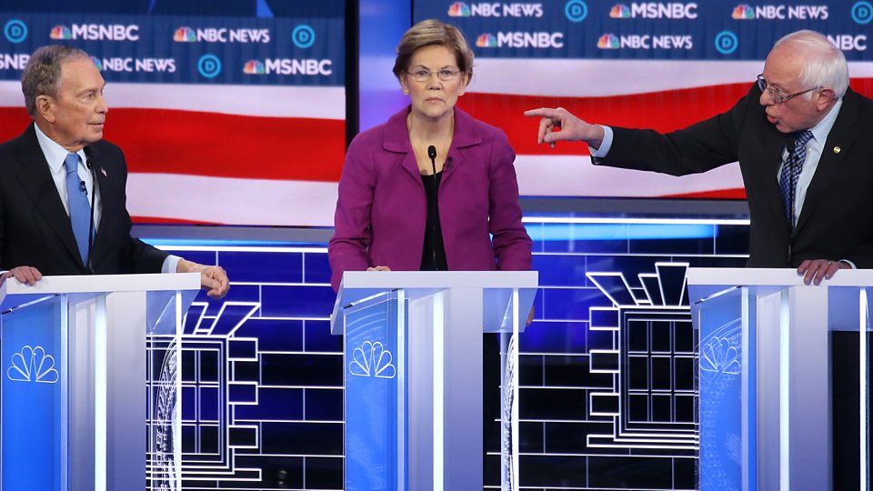 Los rivales demócratas atacan a Bloomberg en el debate televisivo