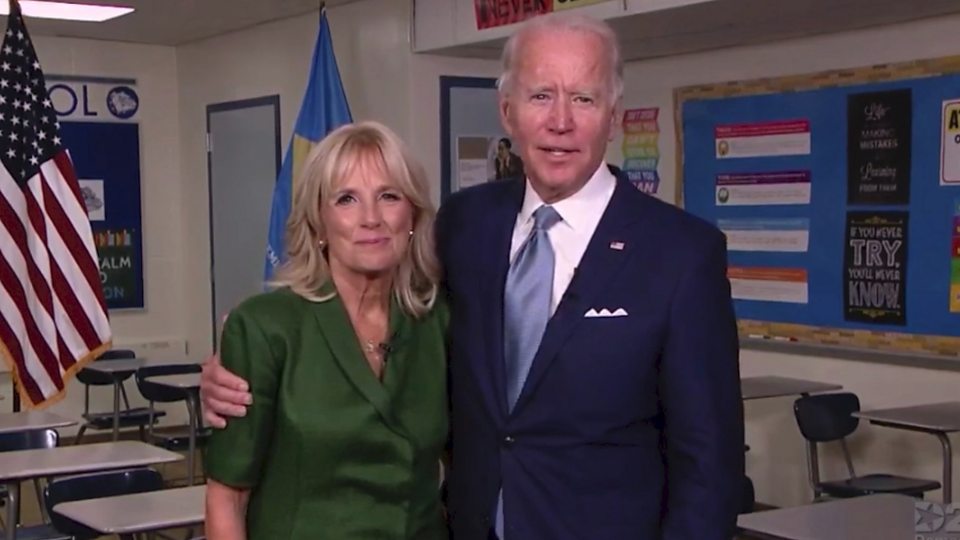 Jill Biden: Joe "mantendrá la promesa de América""keep the promise of America"