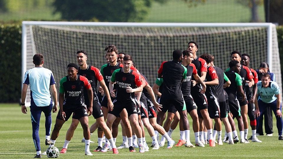 Arsenal Champions League training before PSG