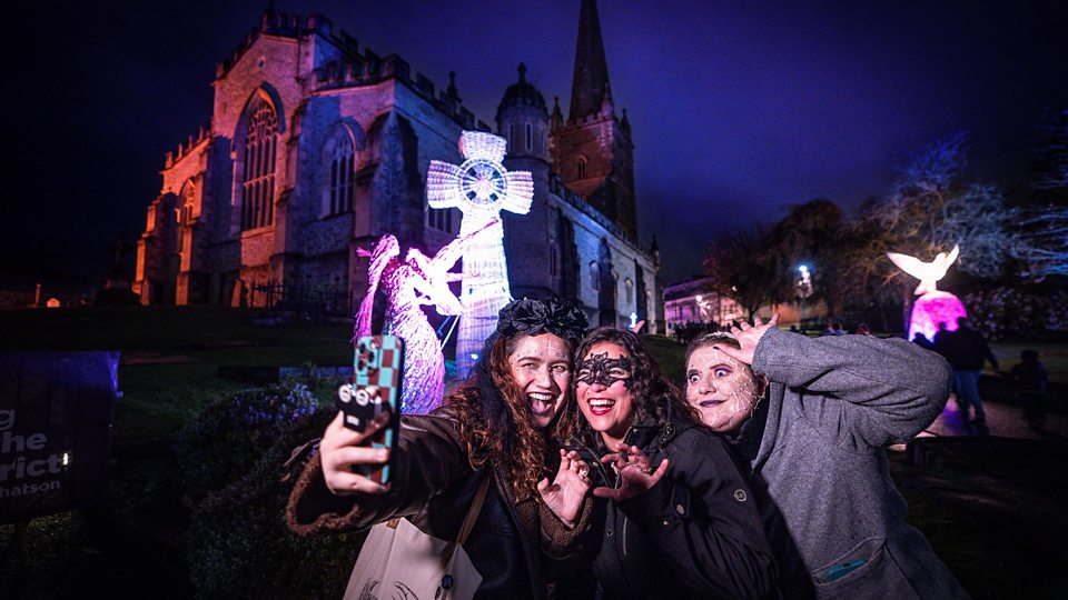 Thousands Dress Up For Derry Halloween Parade 2025