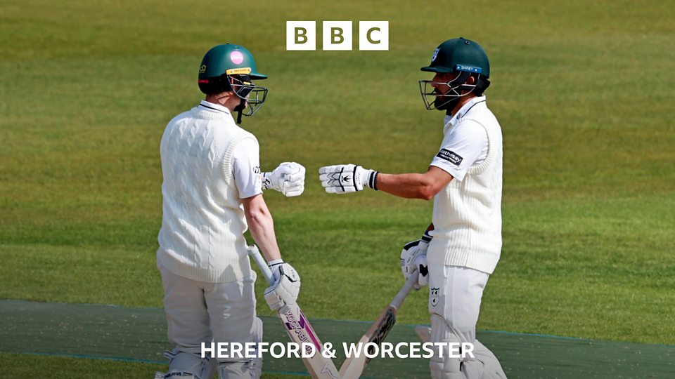 Leicestershire Foxes v Worcestershire Rapids