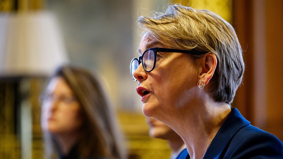 Yvette Cooper Speaks at Mansion House