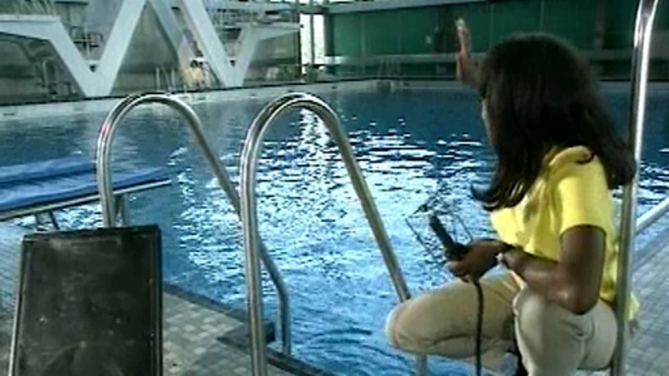 BBC Two Science in Action, Light, Sound and Measurement, How does