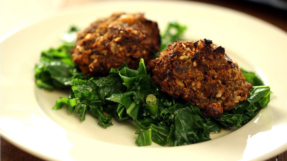 BBC One Nigel Slater's 12 Tastes of Christmas, Episode 1, Porcini nut