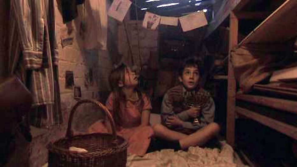 BBC Two Thinking Skills, Think About It Hiding Places, How Jewish