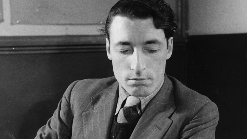 BBC One - Writing Home, Louis MacNiece, A potted history of Louis MacNeice