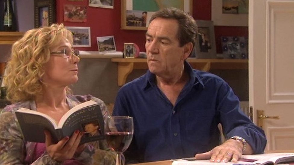 BBC One My Family, Series 11, Susan for a Bruisin', The Mr. Perfect Quiz