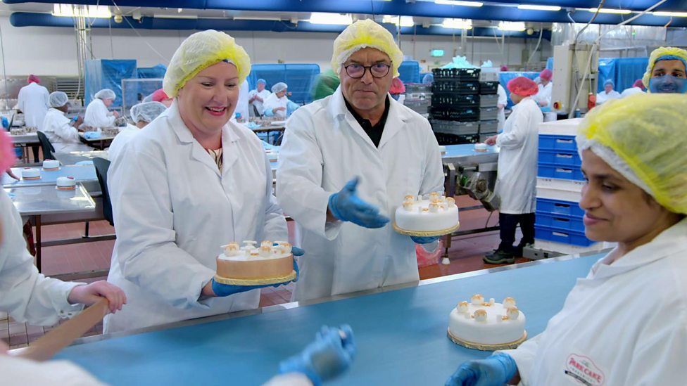 BBC Two Inside the Factory, Christmas 2017, The icing on the