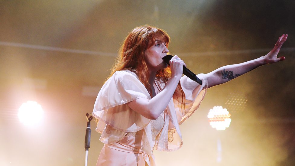 [WATCH] Florence + The Machine performing Hunger.