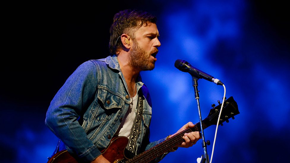 [WATCH] Kings Of Leon - On Call (Reading + Leeds 2018)