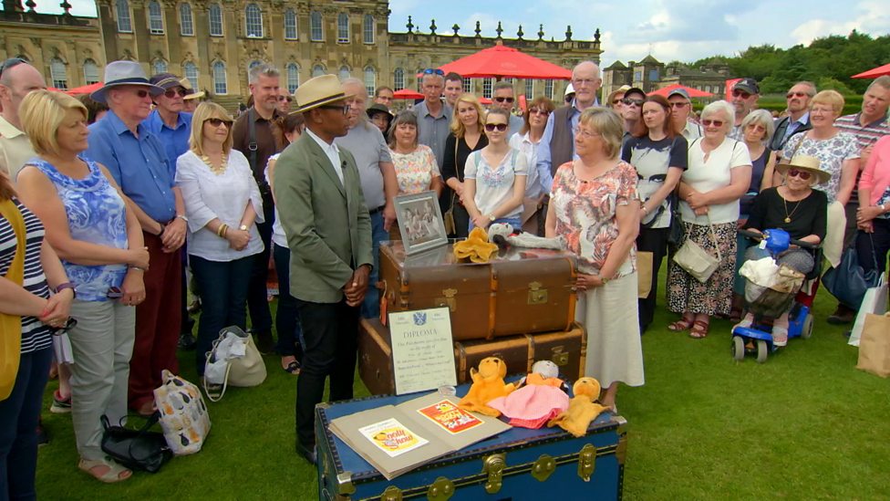 BBC One Antiques Roadshow, Series 41, Compilation 1, Ronnie Archer
