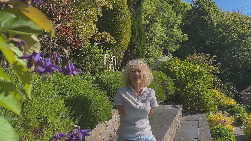 BBC Two Gardeners' World, 2020, Episode 14, Sue Kent's Garden