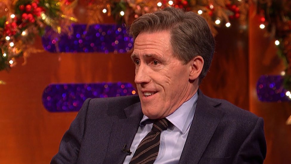 Bbc One The Graham Norton Show Series 31 New Years Eve Show Rob Brydon Re Enacts His 4027