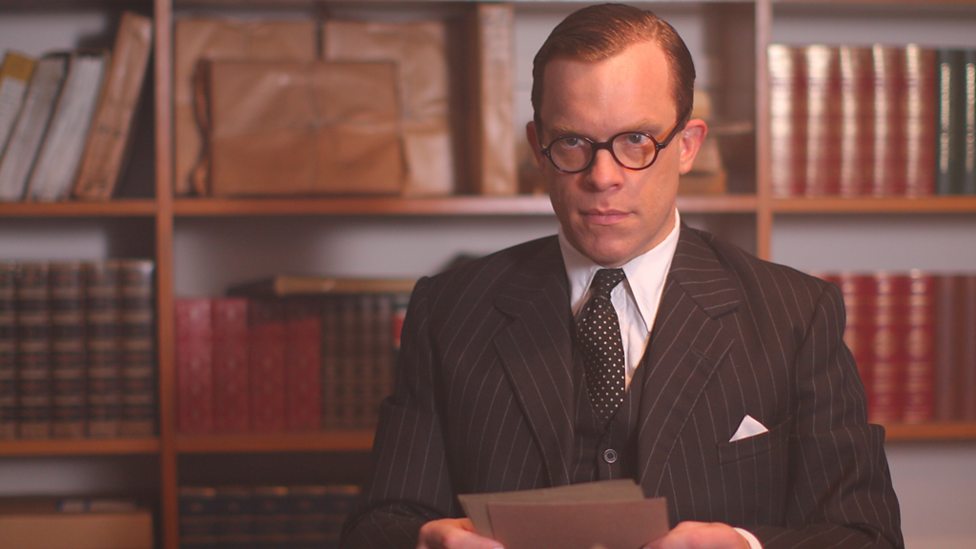 nicholas-elliott-mi6-intelligence-officer-wiki-bio-with-photos