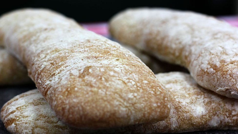 BBC One The Great British Bake Off, Series 5, Bread, Signature rolls