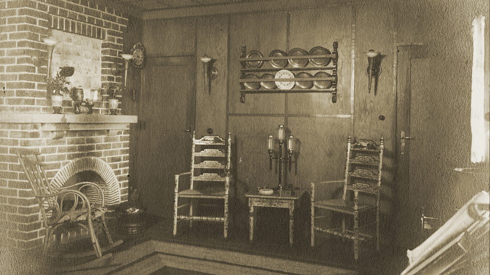Living Room 1940s Living Room 1940s
