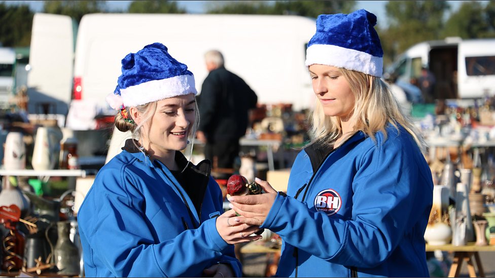 BBC One Bargain Hunt, Bargain Hunt Christmas episodes 2022 A