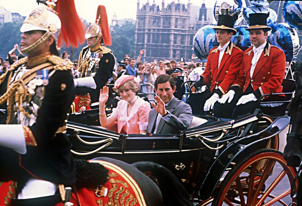 BBC One - The Queen's Diamond Jubilee, Carriage Processions - H.M. Queen  Elizabeth II Silver Jubilee: 7 June 1977