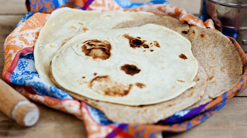 How to incorporate cooking and baking into your child’s day - BBC Bitesize