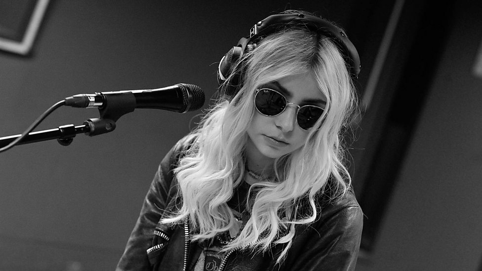 Track by Track – “Who You Selling For” – The Pretty Reckless