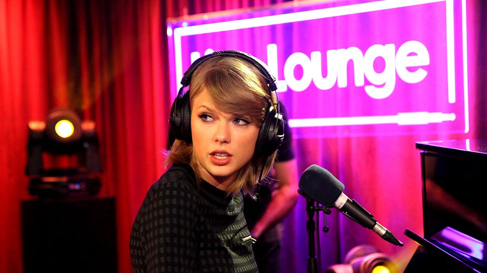 BBC Radio 1 - Fearne Cotton, Taylor Swift in the Live Lounge