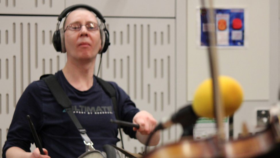 HD porno mushuk Tranni qovurayapti