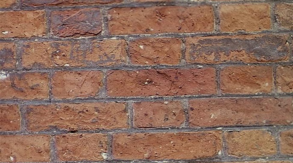 Glass and clay ceramics Using materials AQA GCSE Chemistry