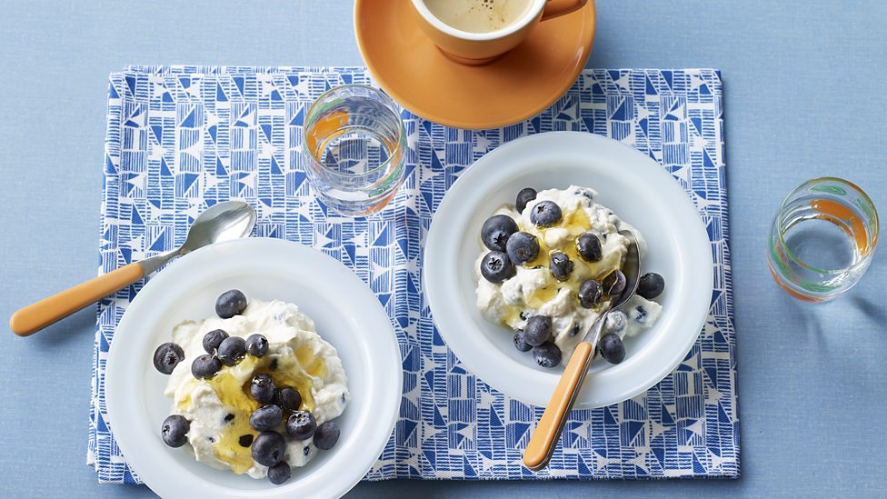 23 healthy snacks to keep you full - BBC Food
