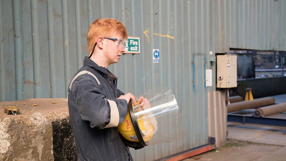 How to an apprentice steel fabricator Tom's story BBC Bitesize