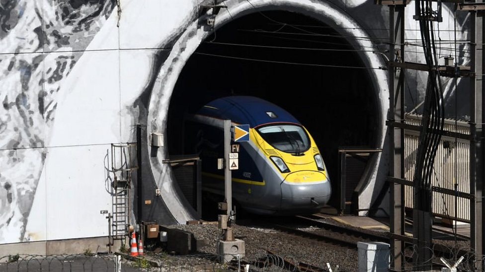 channel-tunnel-going-under-the-sea-from-england-to-france-in-68