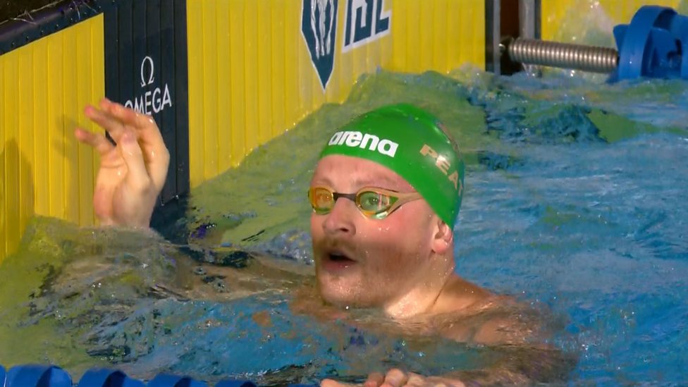 swimming with 100m watch