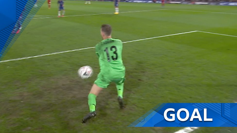 Fa Cup Adrian Blunder Gifts Chelsea The Lead Against Liverpool Bbc Sport