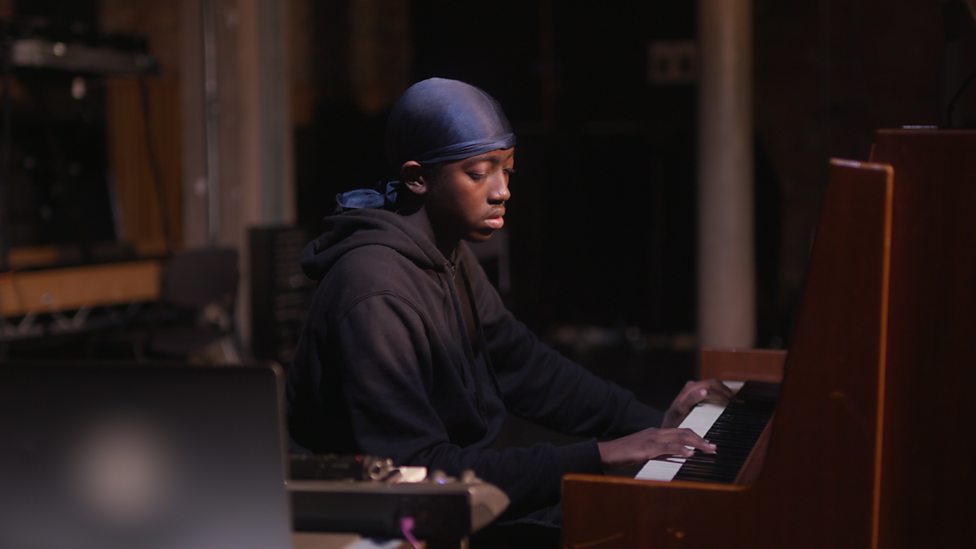 The purpose of sound design Sound design AQA GCSE Drama Revision