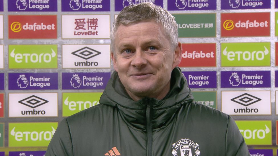 Burnley 0-1 Man Utd: Solskjaer praises Pogba as Man Utd go top of Premier League - BBC Sport