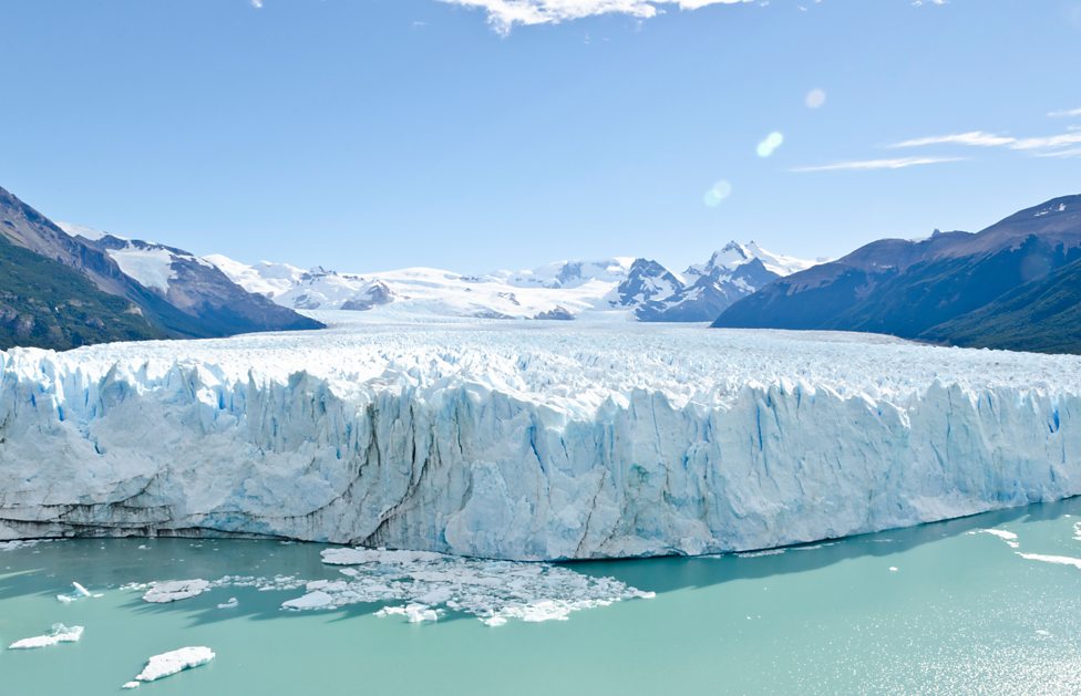 Formation of glaciers, corries, arêtes and pyramidal peaks - BBC Bitesize