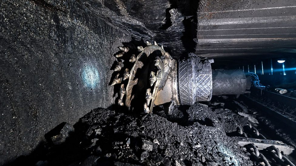 Explore fossil fuels and renewable energy BBC Bitesize