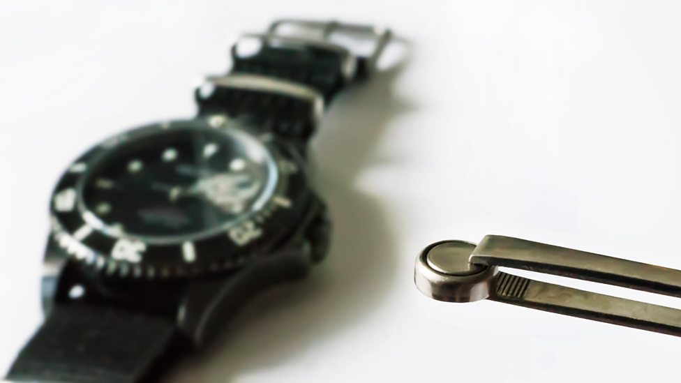 All about batteries BBC Bitesize