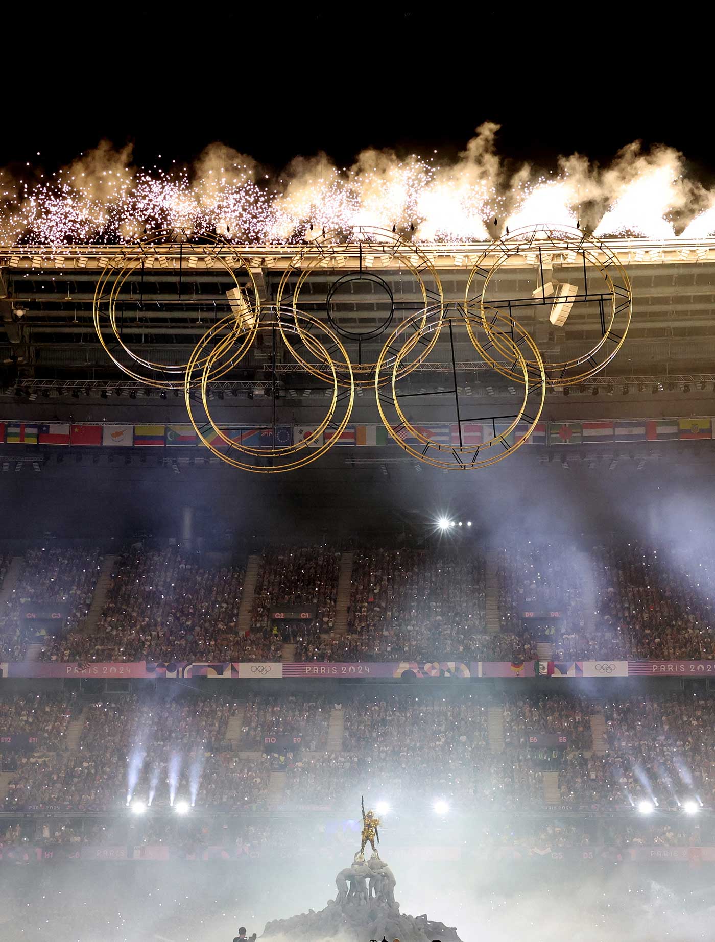 Formation and raising of the Olympic Rings during the closing ceremony - 11 August 2024