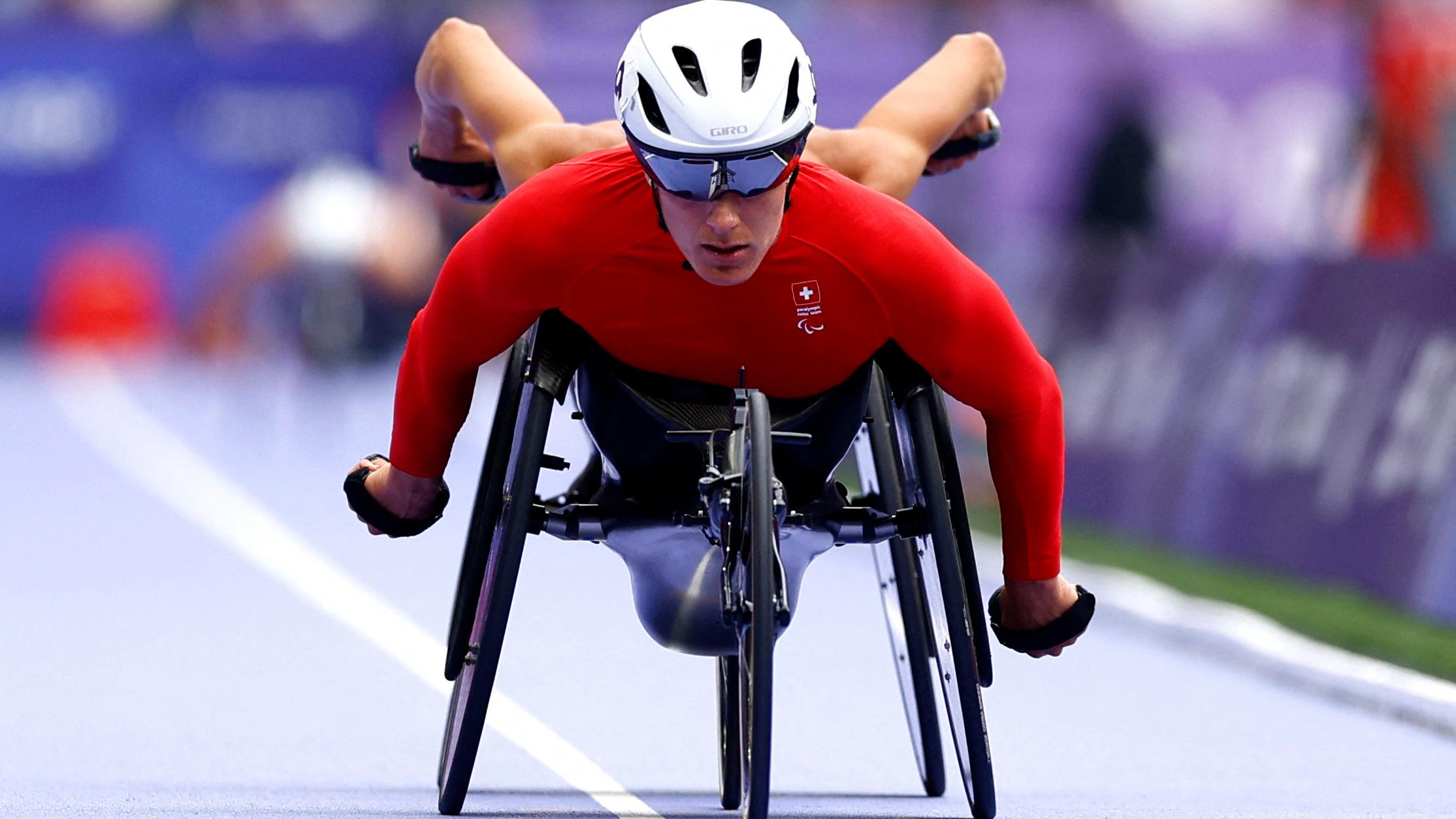 Catherine Debrunner from Switzerland in the women's 5000m race at the 2024 Paralympic Games in Paris 