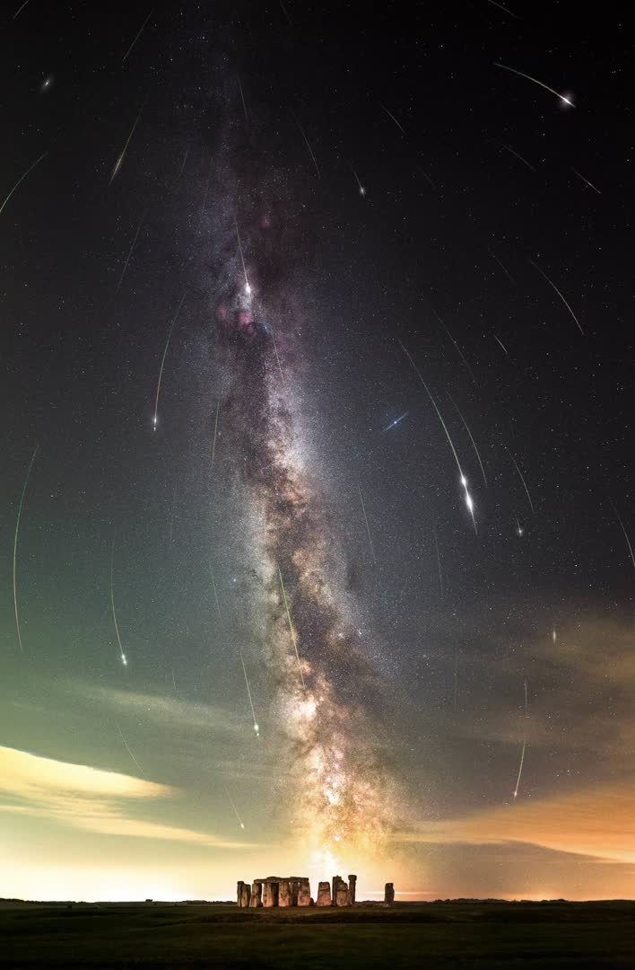 A composite of 43 images taken over a period of time shows meteors "raining" down on the Stonehenge monument in England.