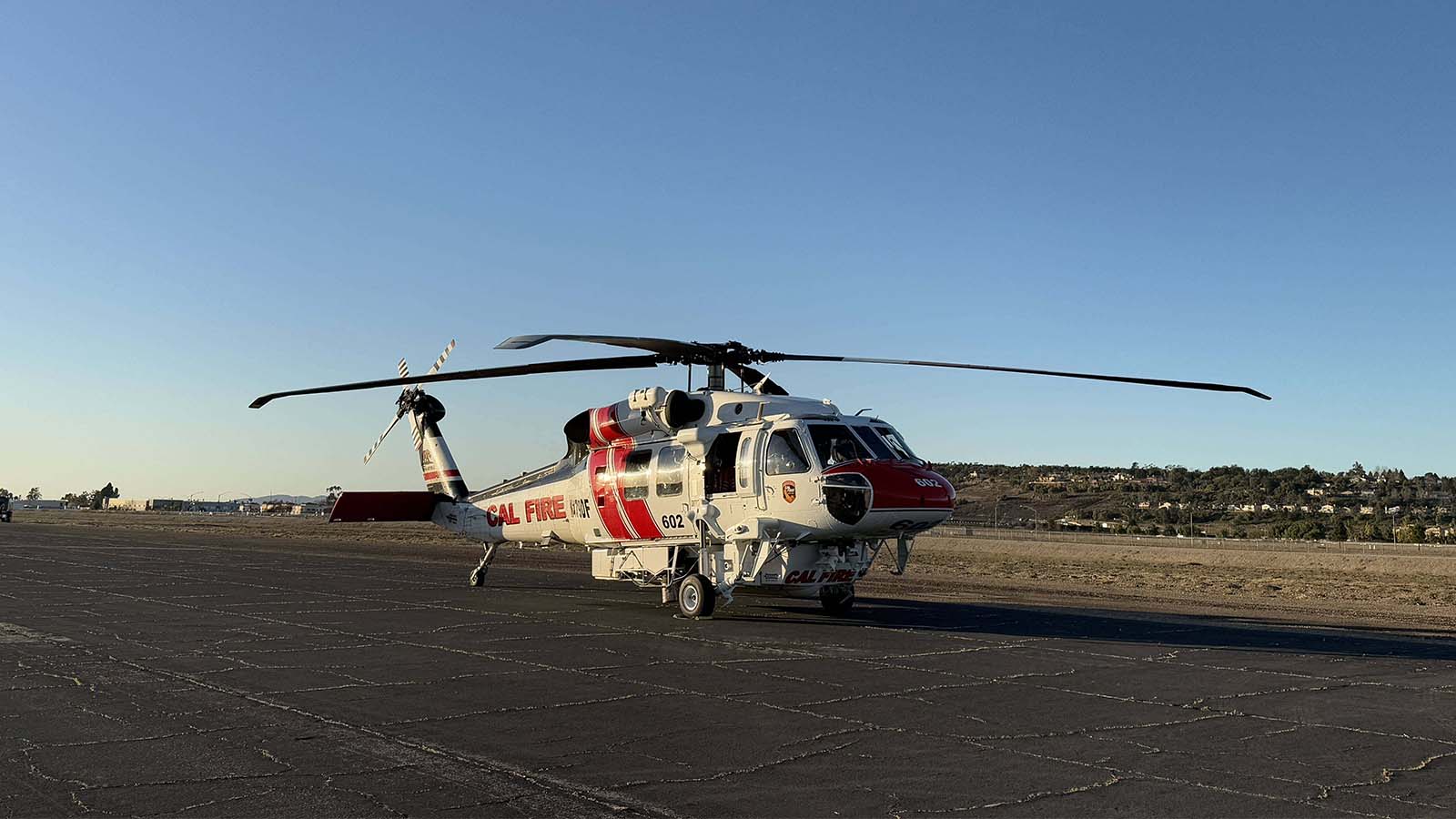 Helicopter Cal Fire S70i Firehawk