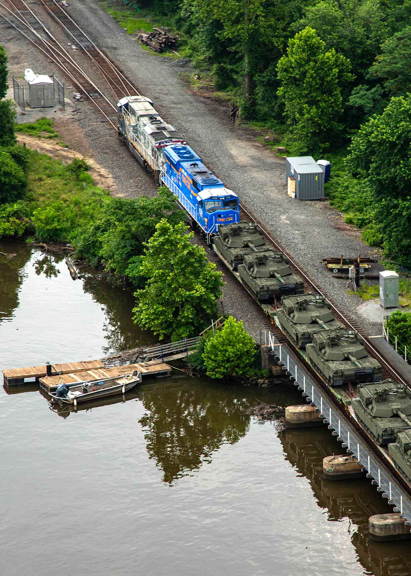 US Army Abrams tanks travelling by rail to Washington DC