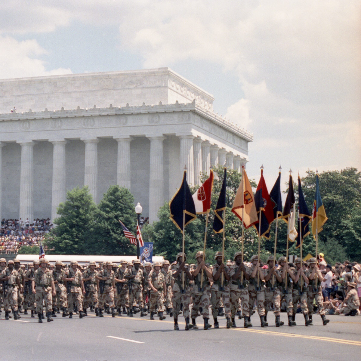 US Army soldiers march past the Lincoln Memorial during the victory parade in 1991