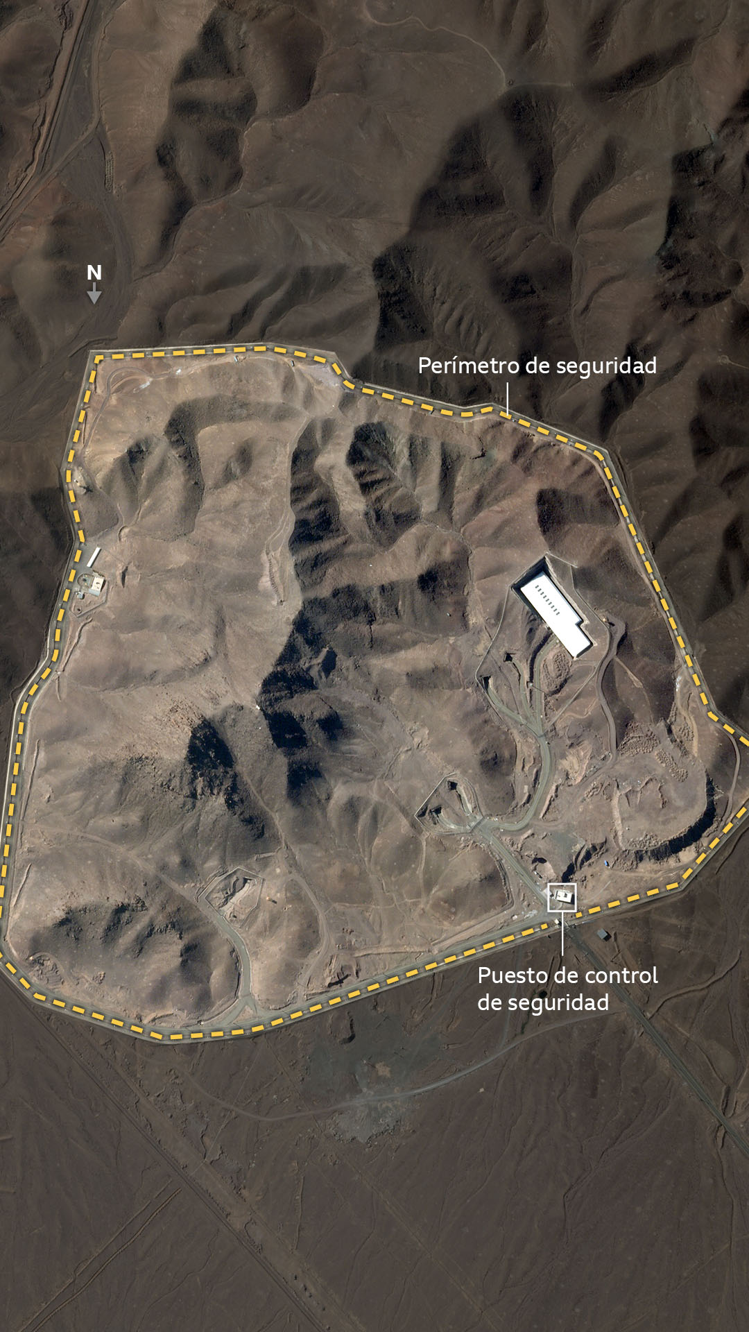 Una imagen satelital del sitio de Fordo, que muestra los túneles de entrada.