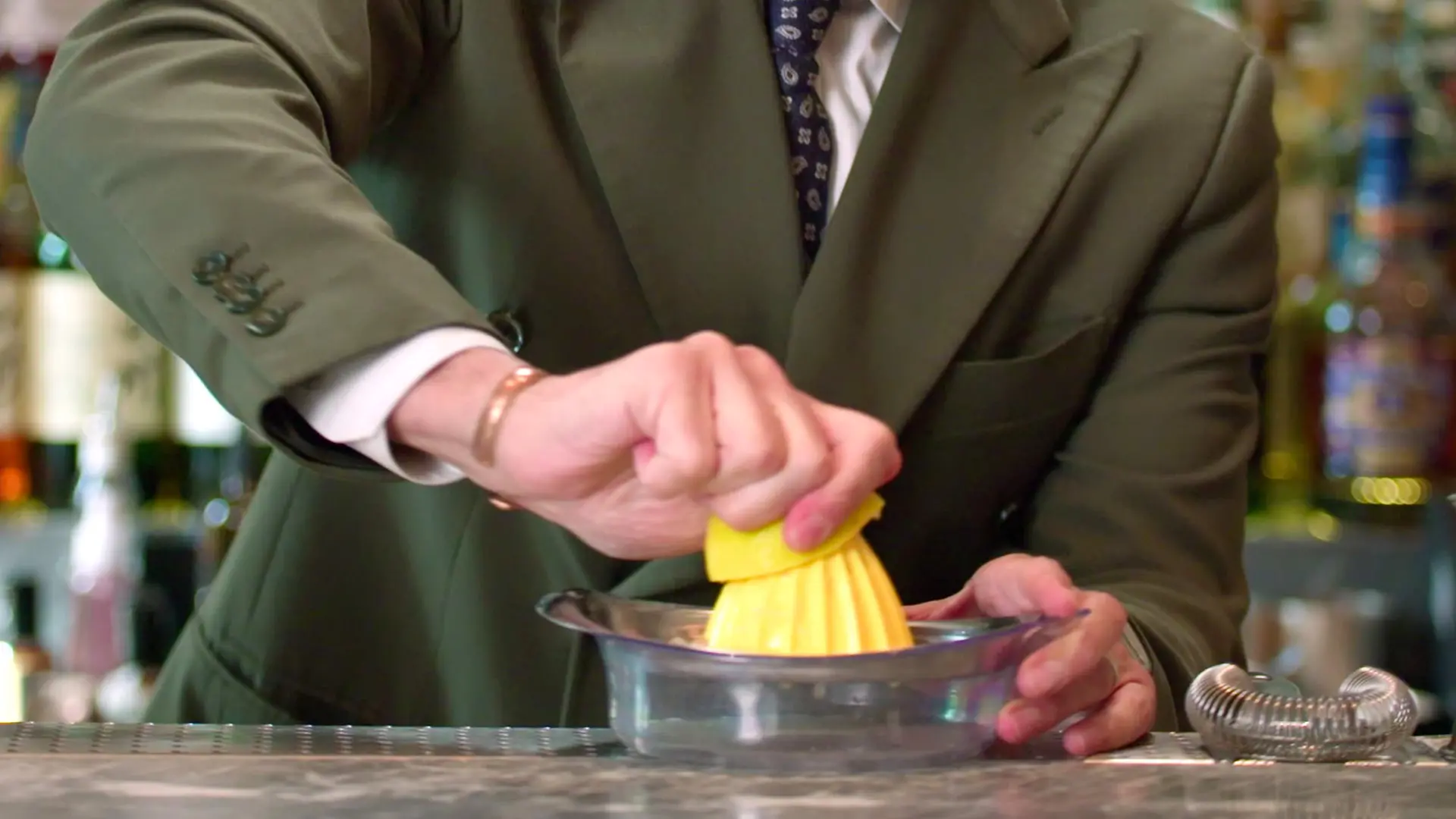 How to make the perfect combo of spirit, citrus, and sour